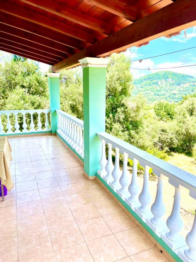 Hill House Agios Georgios Pagon